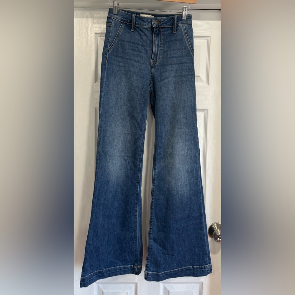 Classic Women's Blue Denim Jeans - high rise - bootcut